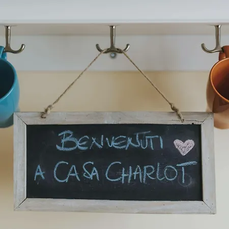 Casa Charlot بيت للعطل ماتيرا
